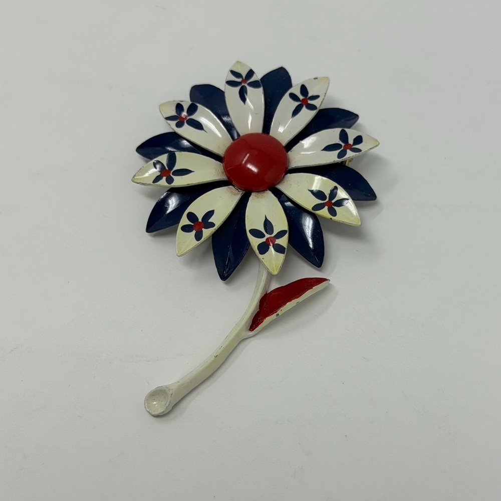 Vintage Enamel Flower Brooch Red White Blue Metal Pin Fashion Jewelry - Picture 3 of 6